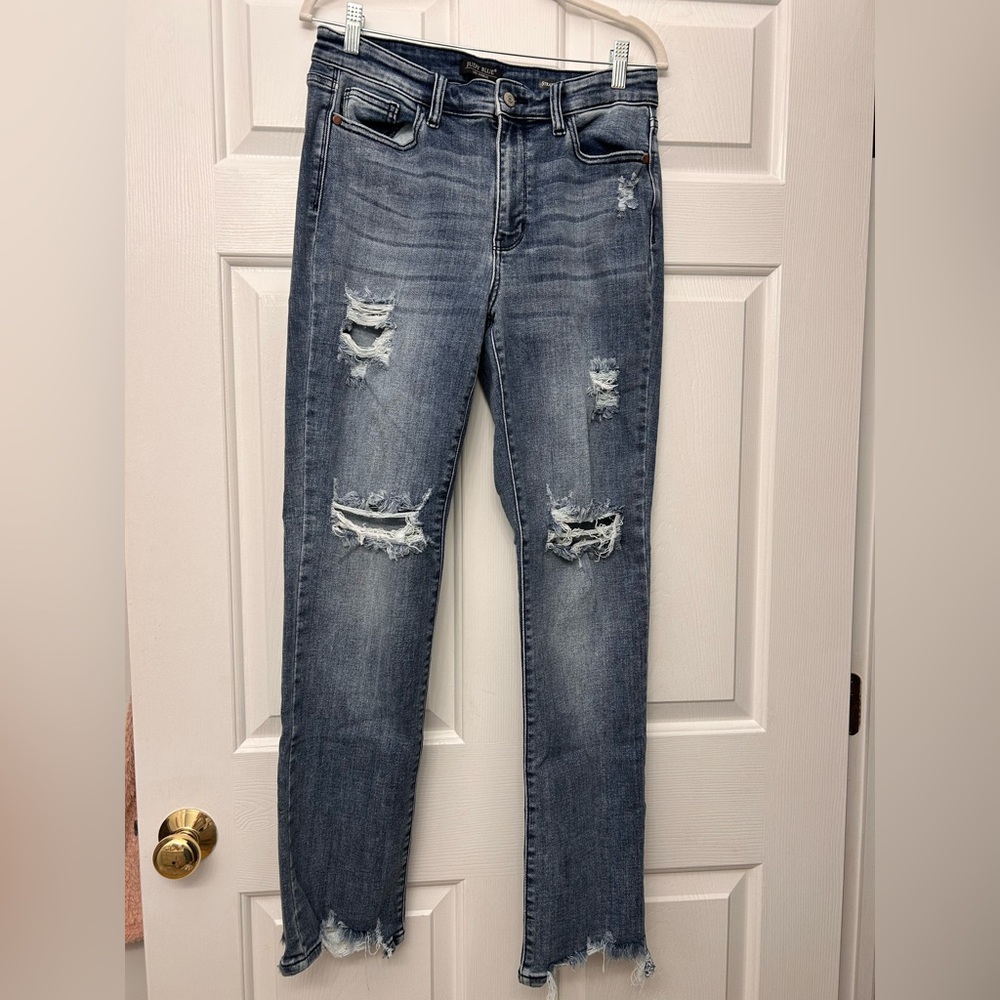 Judy Blue Distressed Straight Jeans - Dark Blue